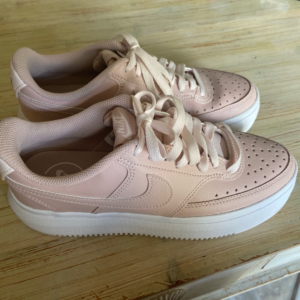 Nike Alta Women's Pink Low-Top Platform Sneakers